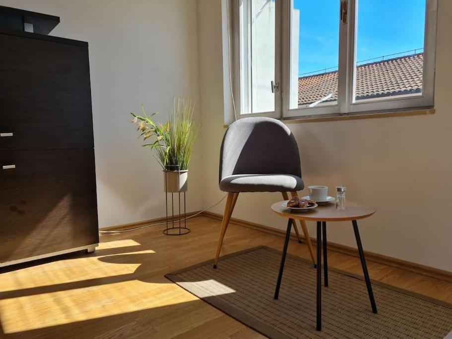Ferienwohnung Prostorny Domov V Nejkrasnejsi Casti Chorvatska Vodice Exterior foto